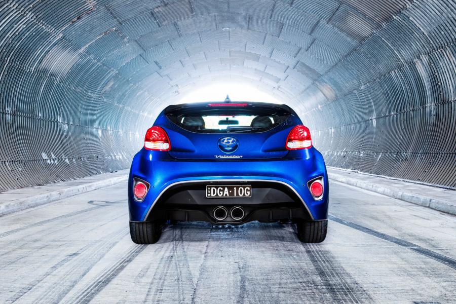  Hyundai Veloster Street Turbo 2016 года  (AU) (фото 13 из 23)
